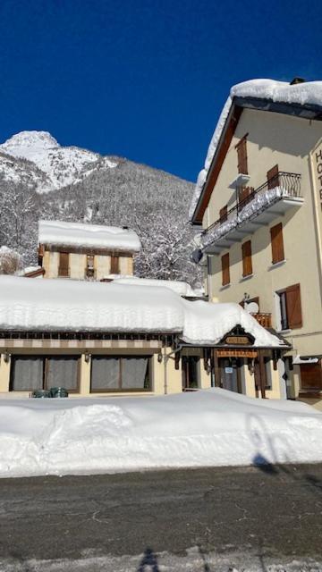 Hotel Restaurant De La Poste Saint-Colomban-des-Villards Eksteriør bilde